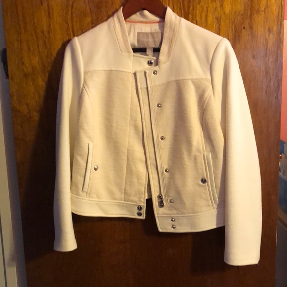 Banana Republic Jackets & Blazers - Banana Republic crop jacket. 8P.